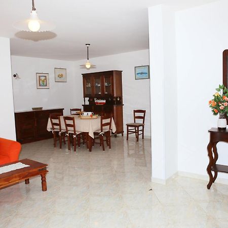 B&B Minerva Castro  ภายนอก รูปภาพ